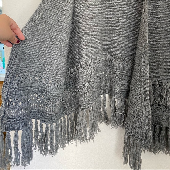 Aéro NWOT • Chunky Knit Tassel Cardigan Sweater - Picture 6 of 11